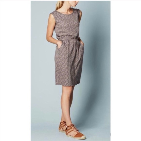 Boden Dresses & Skirts - Boden Blackberry Dress Grapes Print Taupe Elastic Waist Grey Yellow Women’s 4R 4